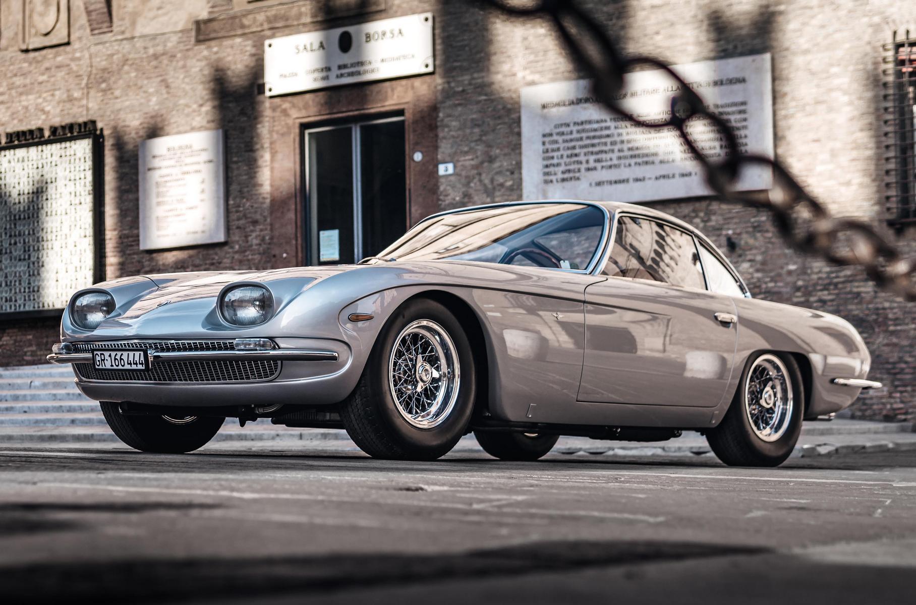 Lamborghini 400 GT: The First True Grand Tourer that Paved the Way for Lamborghini’s Legacy